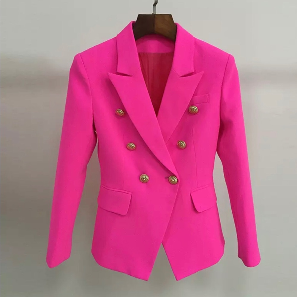 Neon pink Blazer🛍🛍🛍🛍🛍🛍🛍🛍🛍🛍🛍🛍🛍🛍🛍🛍🛍